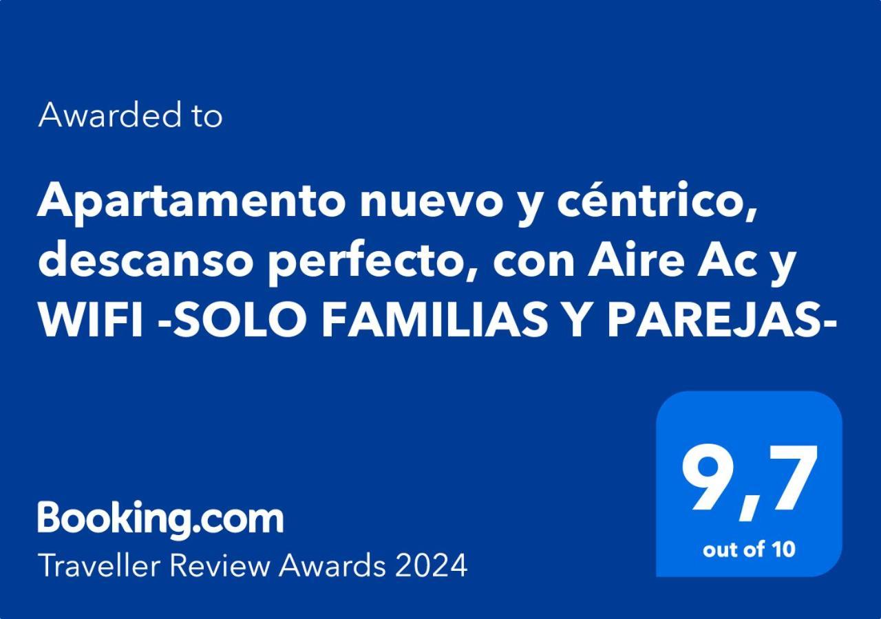 Apartamento nuevo y céntrico con Aire Acondicionado y Wifi -Solo familias o parejas- Conil De La Frontera Esterno foto
