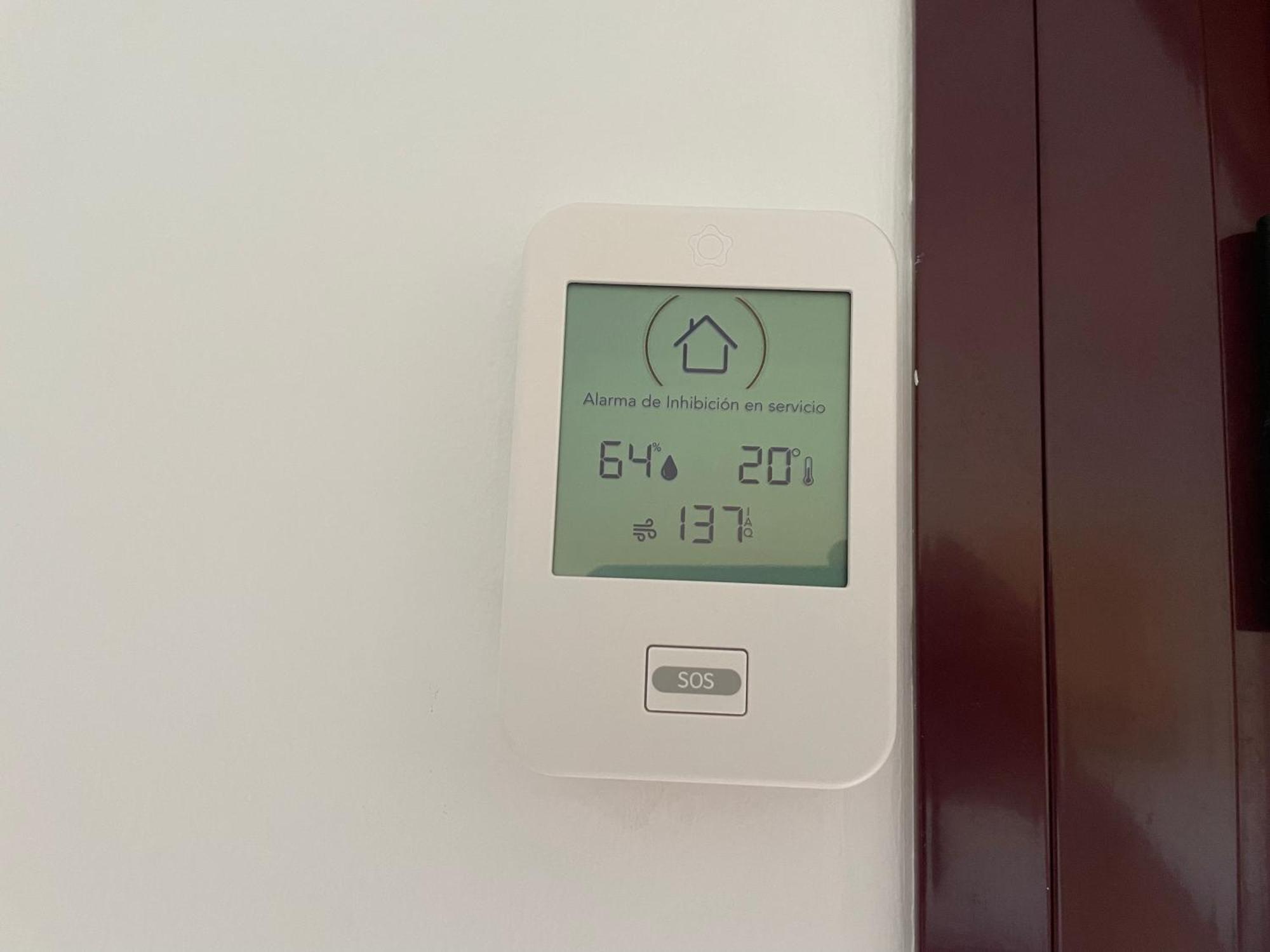 Apartamento nuevo y céntrico con Aire Acondicionado y Wifi -Solo familias o parejas- Conil De La Frontera Esterno foto